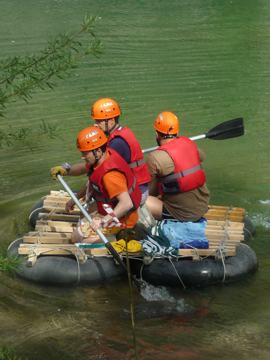 Staff di manager che frquenta una training di team building